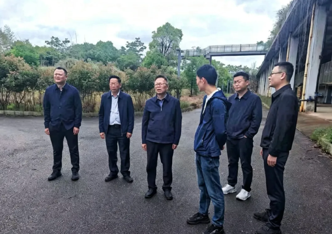 叶仕良到湘潭城发·水务公司开展实地调研